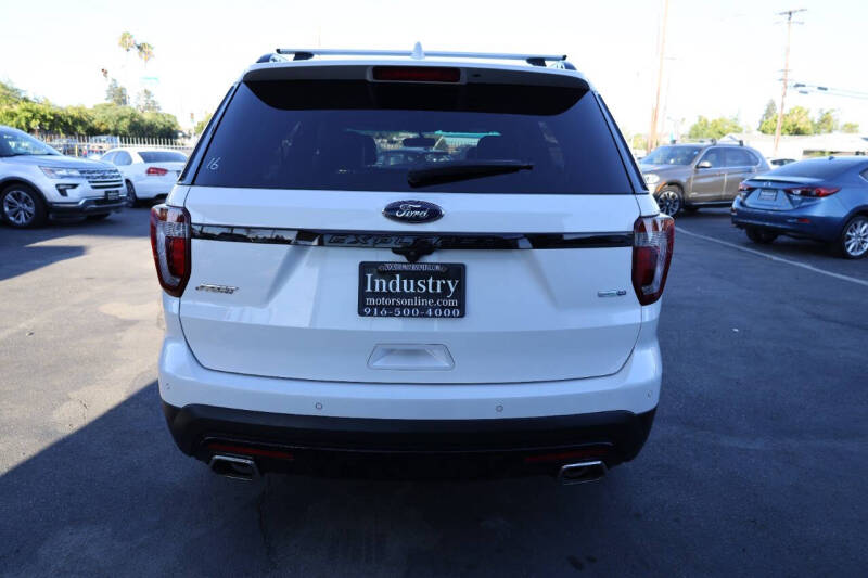 2016 Ford Explorer Sport