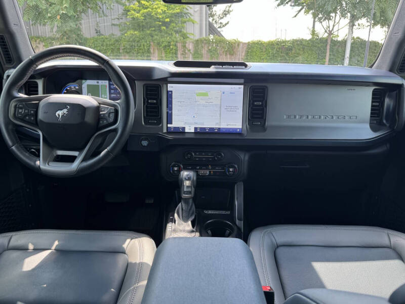 2023 Ford Bronco Outer Banks