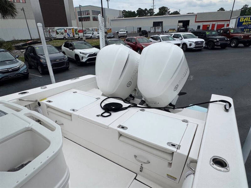 2018 Everglades 273CC