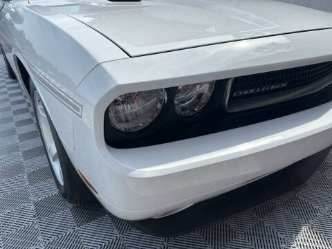 2012 Dodge Challenger SXT