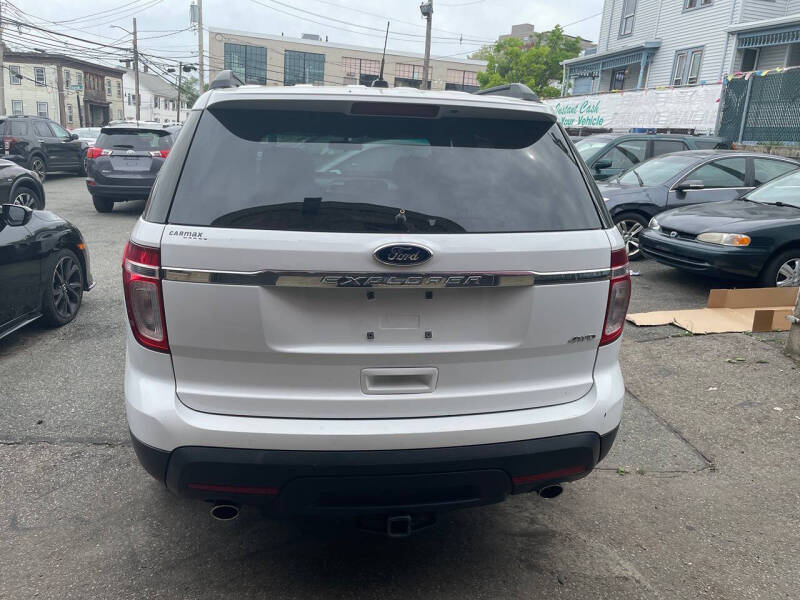 2014 Ford Explorer