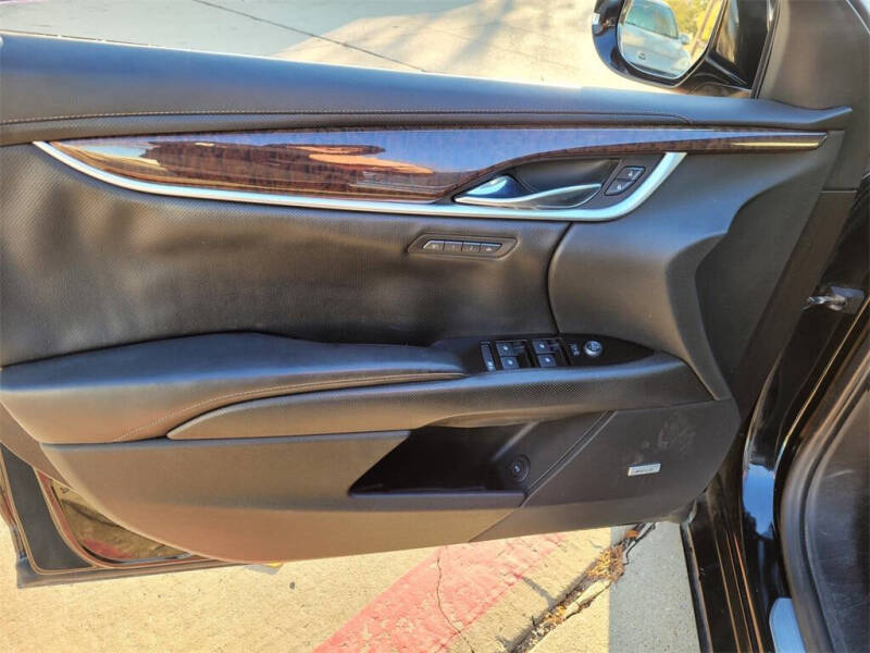 2013 Cadillac XTS Premium Collection