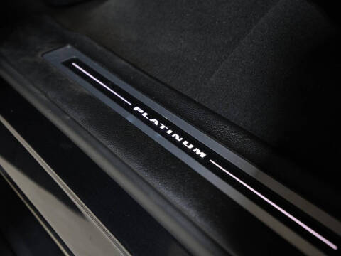 2019 Cadillac Escalade ESV Platinum