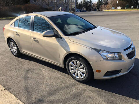 2011 Chevrolet Cruze for sale at Dreams Auto Sales LLC in Leesburg VA