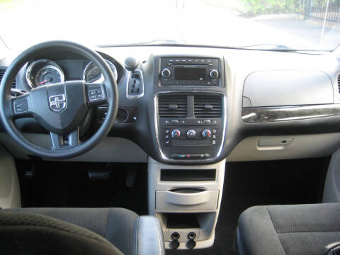 2016 Dodge Grand Caravan American Value Package