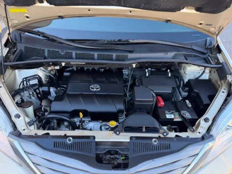 2011 Toyota Sienna
