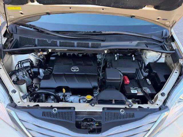 2011 Toyota Sienna