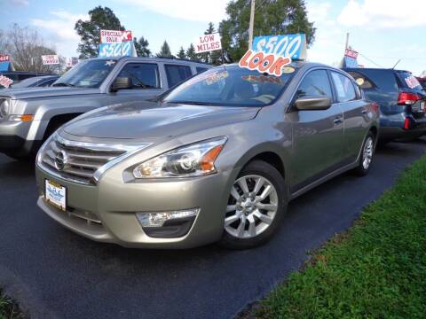 2013 Nissan Altima for sale at North American Credit Inc. in Waukegan IL