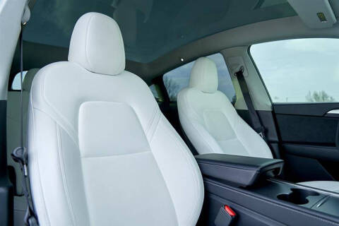 2024 Tesla Model Y Performance