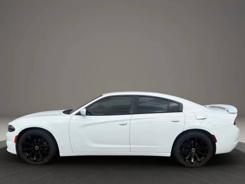 2015 Dodge Charger SE