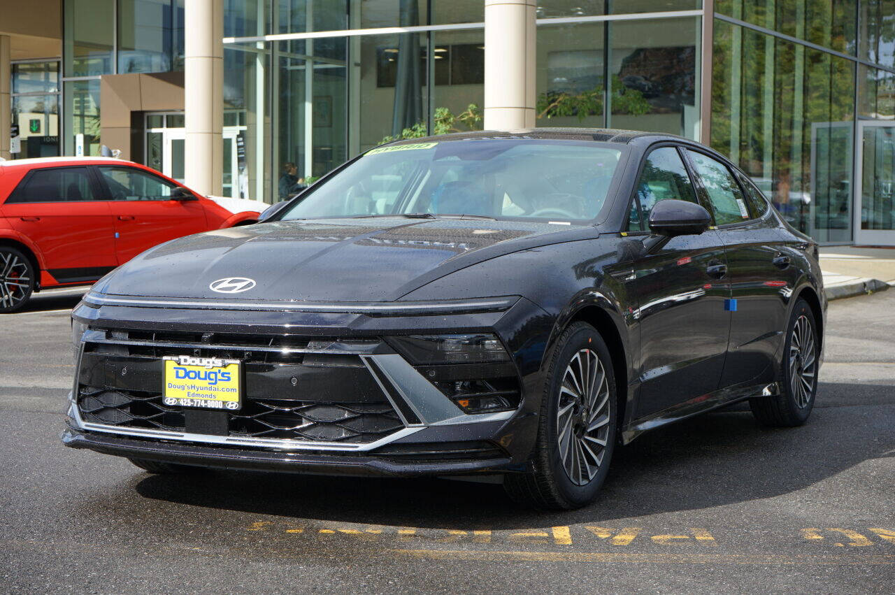 2024 Hyundai SONATA Hybrid for sale at Michael Wilson Hyundai Consulting in Edmonds, WA