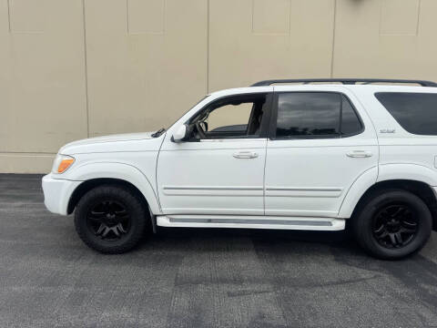 2005 Toyota Sequoia SR5