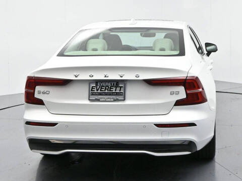 2025 Volvo S60 B5 Plus