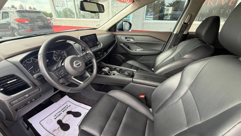 2023 Nissan Rogue SL
