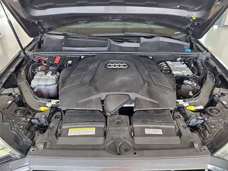 2020 Audi Q7 quattro Premium Plus 55 TFSI