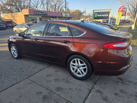 2016 Ford Fusion SE
