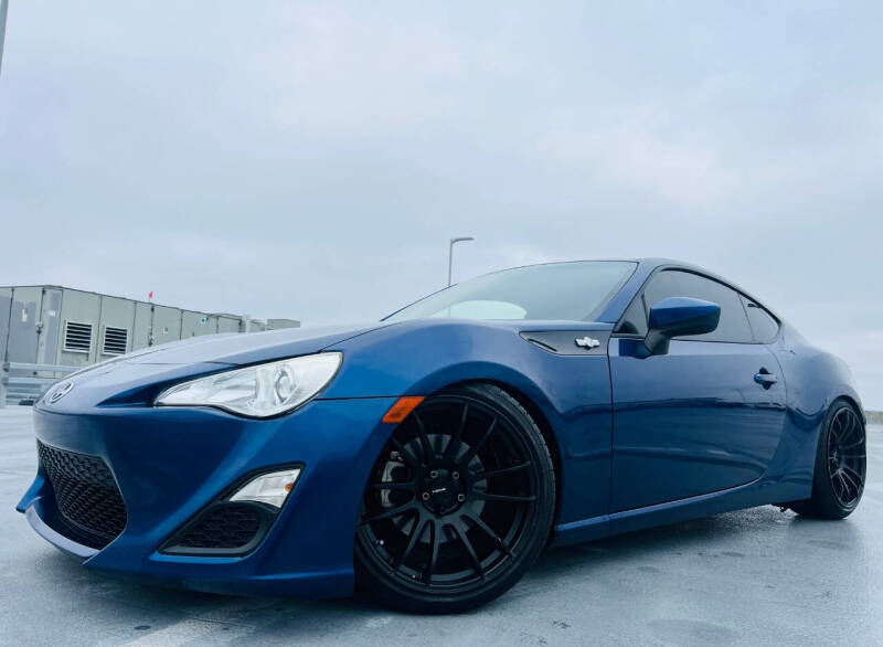 2015 Scion FR-S Base photo 4