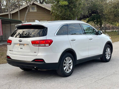 2018 Kia Sorento LX