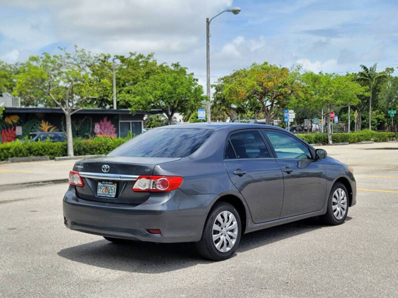 2013 Toyota Corolla LE