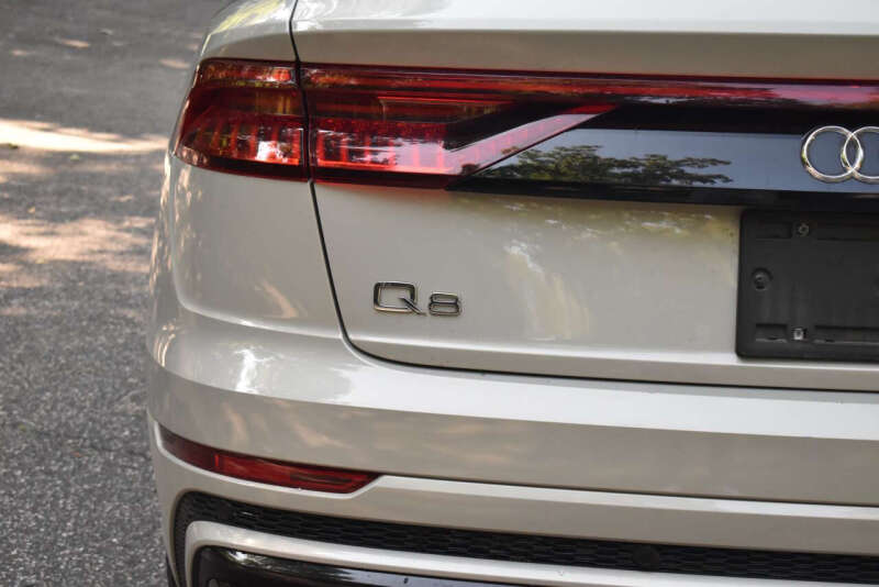 2021 Audi Q8 quattro Premium Plus 55 TFSI