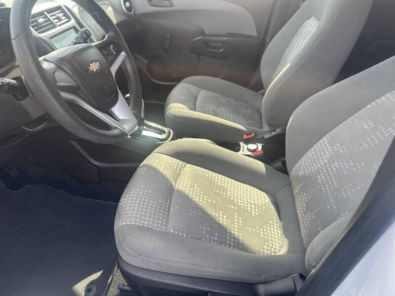 2017 Chevrolet Sonic LT Auto Fleet