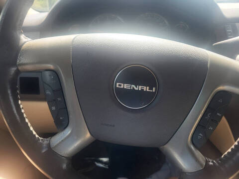 2013 GMC Yukon Denali