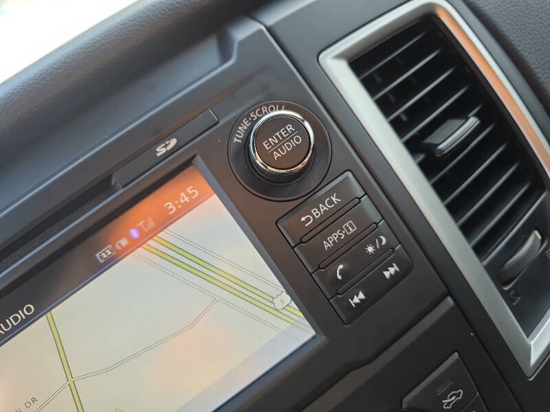 2018 Nissan Titan SV