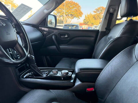 2020 Infiniti QX80 Luxe