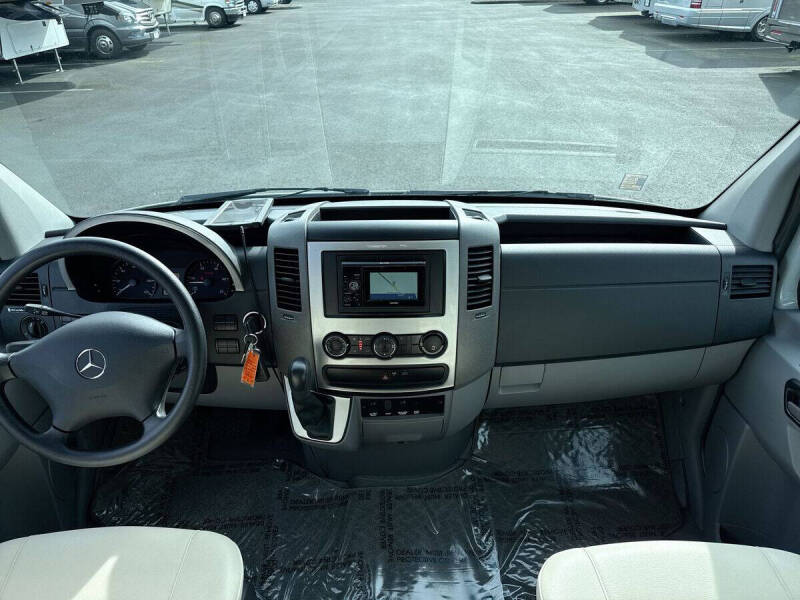 2012 Mercedes-Benz Sprinter
