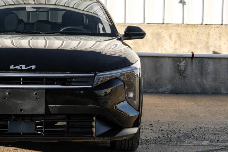 2025 Kia K4 LX