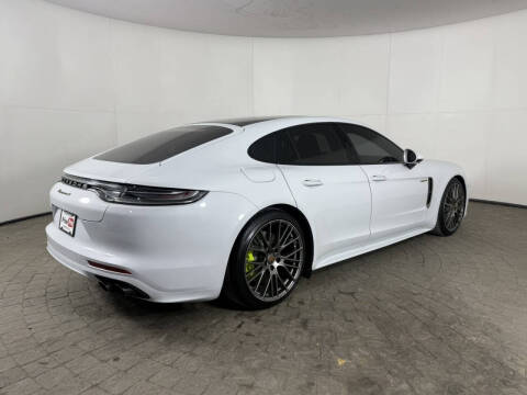 2023 Porsche Panamera