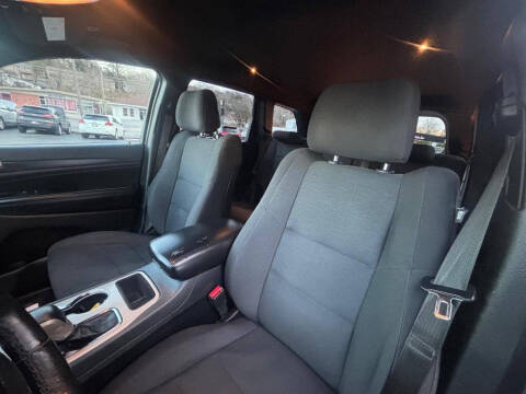 2017 Jeep Grand Cherokee Laredo