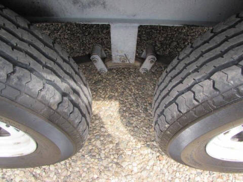 2015 CHEROKEE GREY WOLF