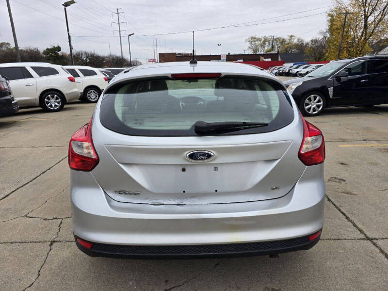 2012 Ford Focus SE photo 4