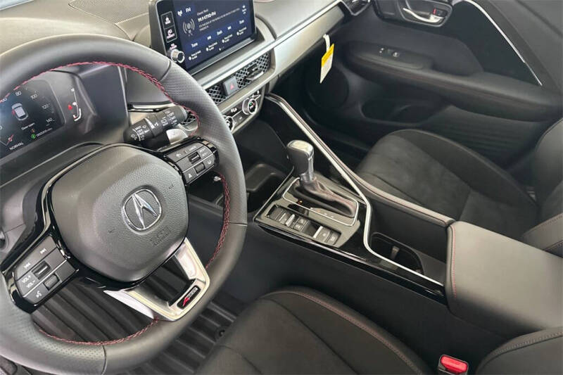 2025 Acura ADX w/A-SPEC