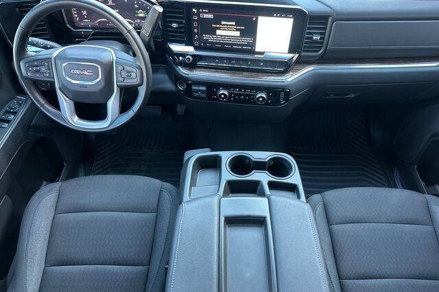 2025 GMC Sierra 1500