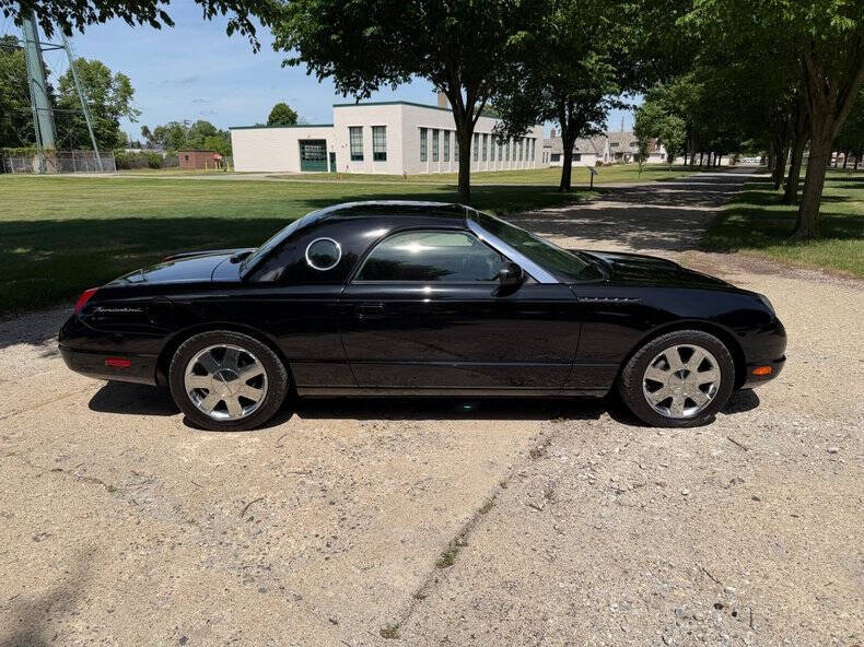 2002 Ford Thunderbird Deluxe