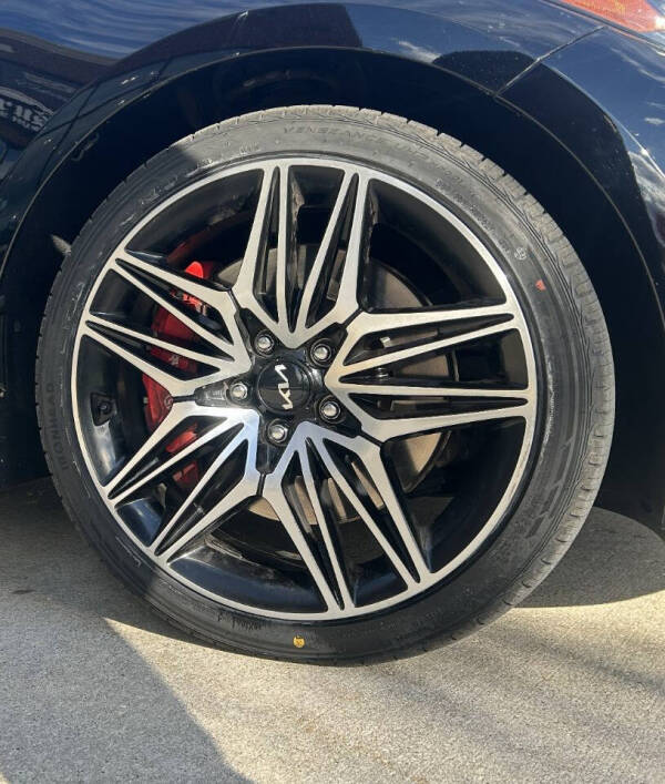 2022 Kia Stinger GT1