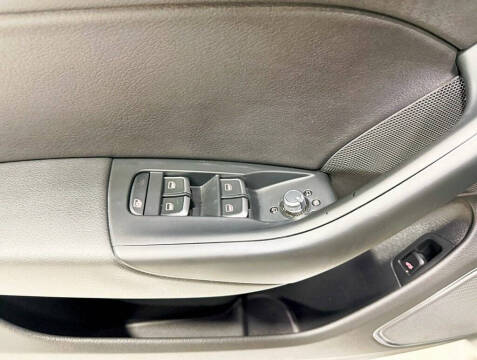 2015 Audi Q3 2.0T quattro Prestige