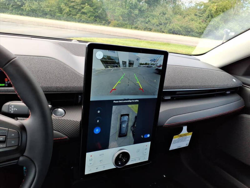 2025 Ford Mustang Mach-E Premium