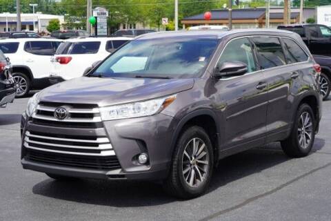 2018 Toyota Highlander for sale at Preferred Auto Fort Wayne in Fort Wayne IN