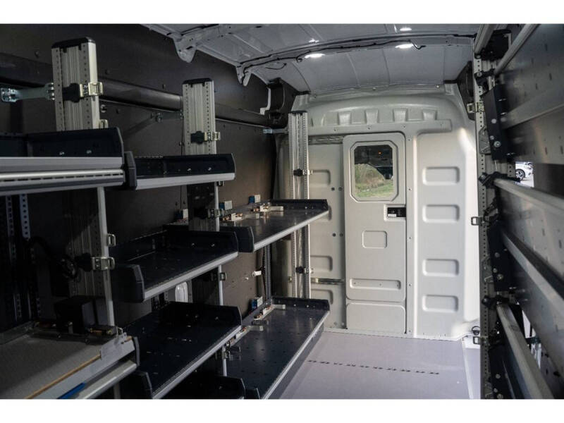 2022 Ford E-Transit 350