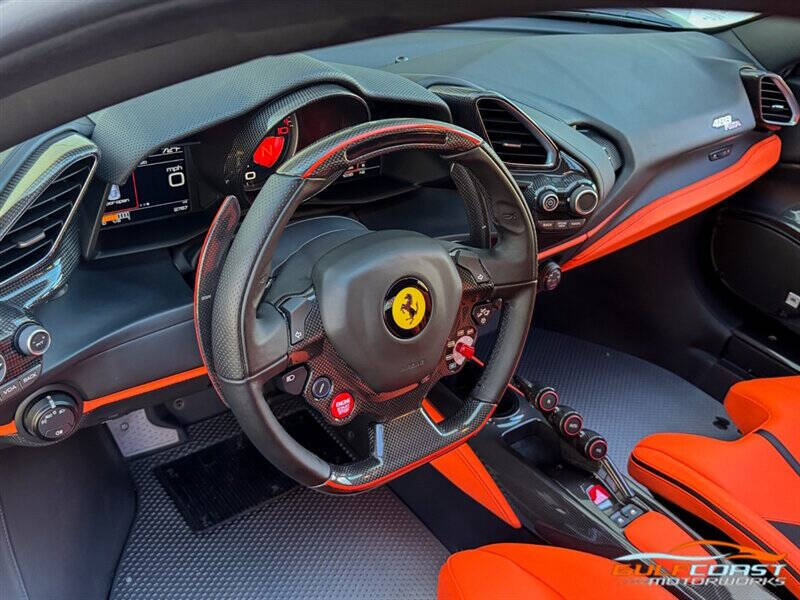 2020 Ferrari 488 Pista