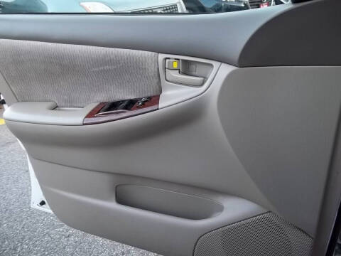 2006 Toyota Corolla LE