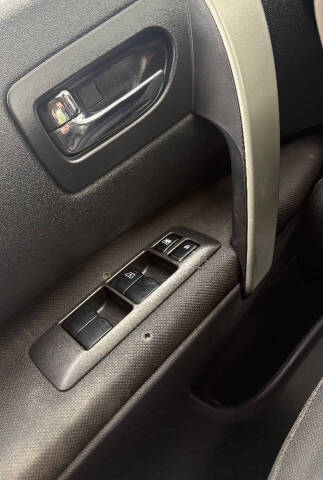 2014 Nissan Rogue Select S