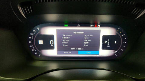 2025 Volvo XC60 B5 Core Dark Theme