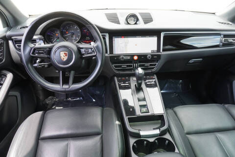2023 Porsche Macan