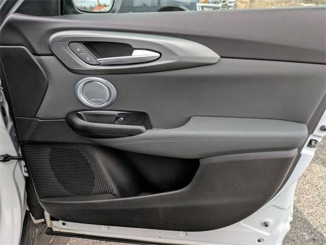 2024 Alfa Romeo Tonale Hybrid Ti