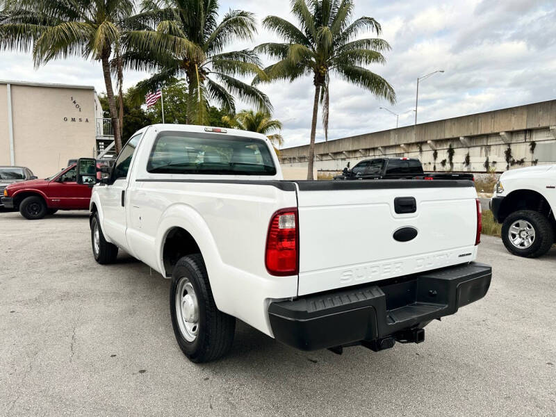 2014 Ford F-250 Super Duty null photo 9