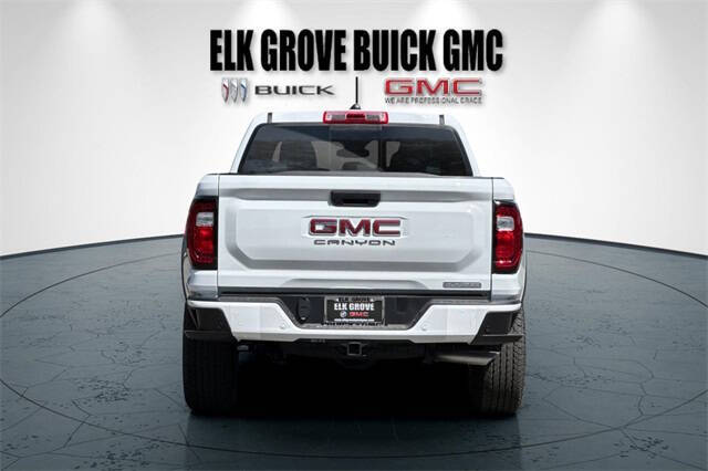 2025 GMC Canyon Elevation